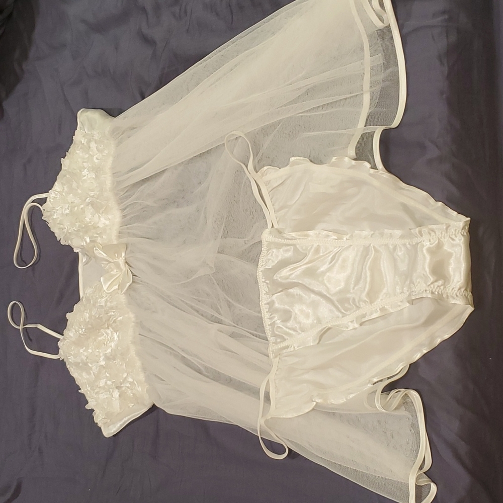 Bridal lingerie babydoll brand new never worn